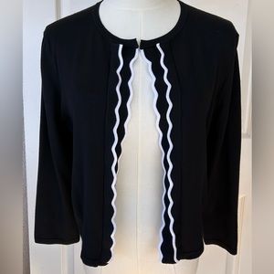 Cable & Gauge Cardigan Front Ruffle‎ Size Medium